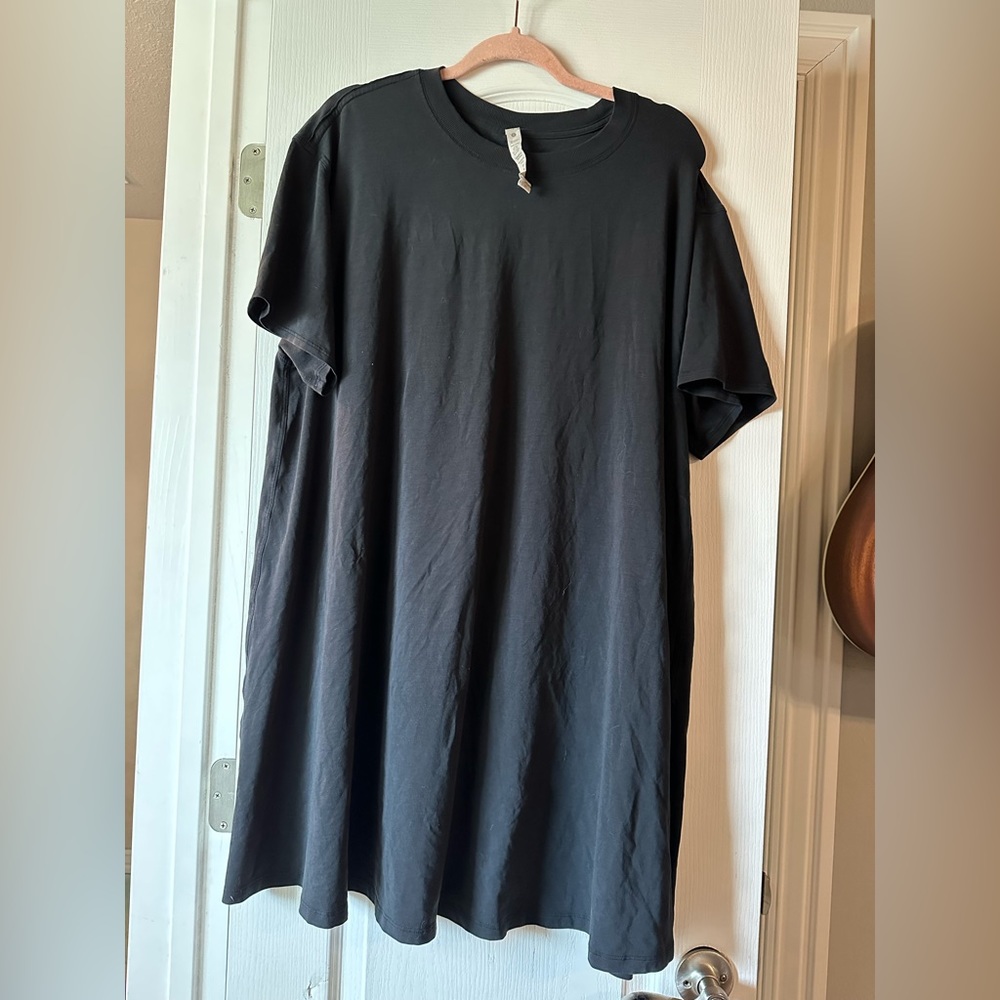 Black lululemon dress size 14